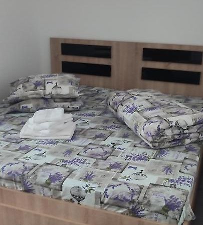 Margeanului Studio Bukares Bagian luar foto