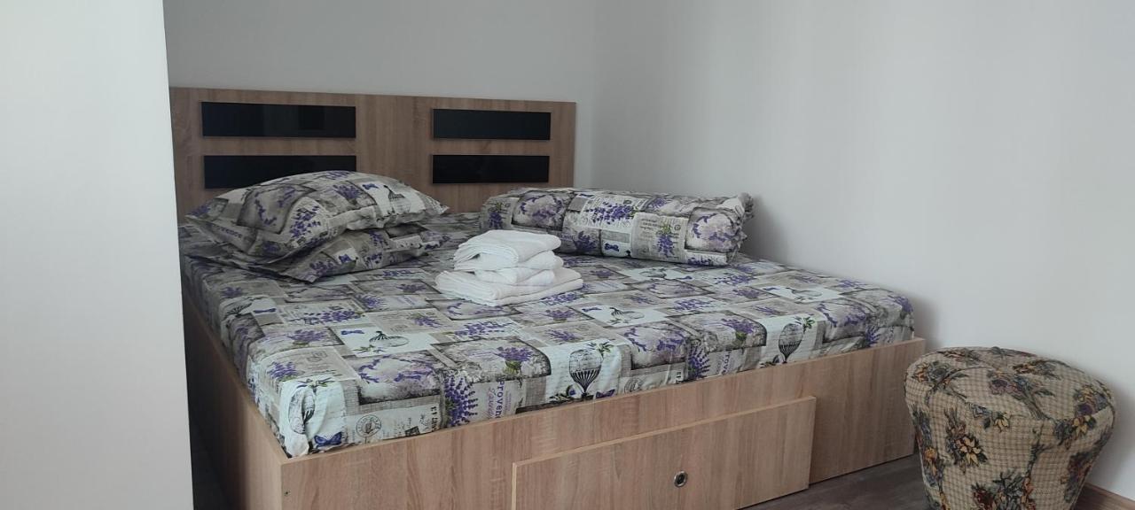 Margeanului Studio Bukares Bagian luar foto